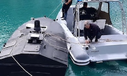 Griechische Fischer entdeckten in einer Grotte ein Drohnenboot: WIe kam die ukrainische ...