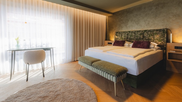 Es gibt 26 Zimmer und Suiten für maximal 52 Gäste.