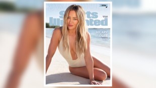 Hilary Duff ziert das Cover der „Sports Illustrated Swimsuit Issue“.