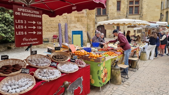 Marktbesuch in Sarlat ...
