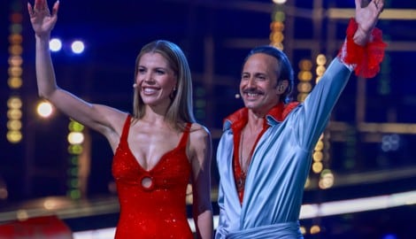 Victoria Swarovski und Michael Ostrowski eröffneten den internationalen Wettbewerb in funkelnder ...