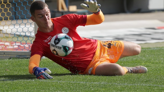 Christian Zawieschitzky bleibt den Bullen treu.