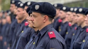 Die Zahl der Jungpolizisten reicht kaum aus, um die Abgänge zu kompensieren.