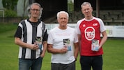 Heimo Mürzl, Wolfgang Pollanz und Wolfgang Kühnelt haben „Schwalbenkönig und Blutgrätsche“ ...