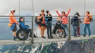 Mit der Hilfe des Vereins Freizeit-PSO werden Berge für alle Menschen erlebbar.