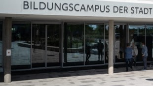 Verliebte Blicke und viel Getuschel gab es über Monate. Die junge Kindergärtnerin und der ...
