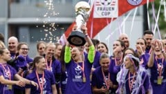 Großer Jubel bei den Spielerinnen von Austria Wien.