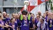 Großer Jubel bei den Spielerinnen von Austria Wien.