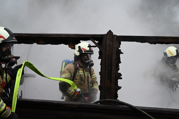 Alarmstufe 3 bei Brand in Tenneck