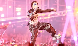 Cosmó enterte am Donnerstagabend zum ersten Mal die ESC-Bühne in der Wiener Stadthalle. Im ...