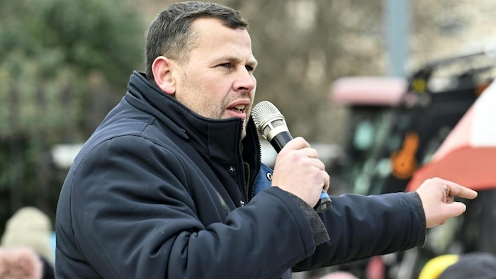FPÖ-Landwirtschaftssprecher Peter Schmiedlechner bei einer Demo 2024 in Wien