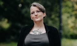 Sarah Wassermair schreibt Drehbücher für TV-Krimis. Auch den Text für „Land und Wille“ hat sie ...