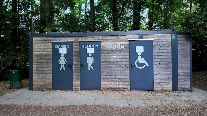 Für Unmut im Naherholungsgebiet sorgen auch die abgesperrten WC-Anlagen.