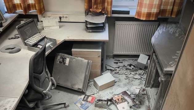 Nach dem Coup bot sich ein Bild der Verwüstung.