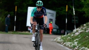 Nur 13 Sekunden fehlten Felix Gall auf Tagessieger Jonas Vingegaard.