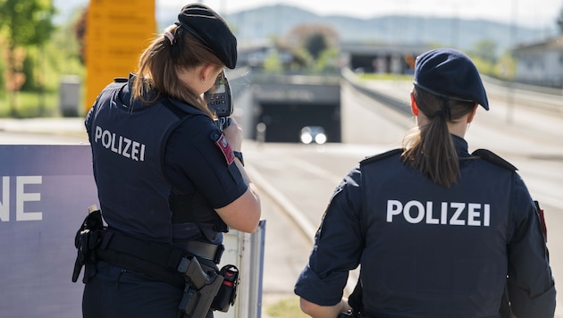 Die Beamten stoppten den Lkw-Zug am Klagenfurter Südring.