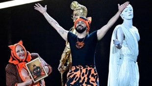 Akylas punktet mit einer bunten Show beim ESC – der Hintergrund des Songs ist aber ein ernster.