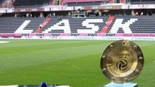 Das Objekt der Begierde: der Meisterteller der Admira Bundesliga.