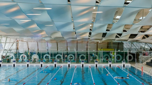 In der Eggenberger „Auster“ sorgen Gruppen von Männern im Nichtschwimmer-Bereich für Ärger.