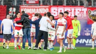 Jubel in Rot, der GAK bleibt Bundesligist!