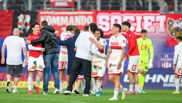 Jubel in Rot, der GAK bleibt Bundesligist!