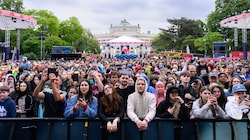 Tausende feierten in der Wiener Stadthalle mit – Zehntausende im Eurovision Village am Wiener ...