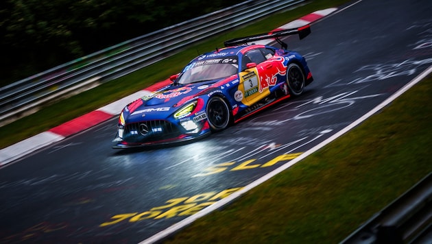 Kein Glück für Verstappen und Auer im Mercedes mit der Nummer 3