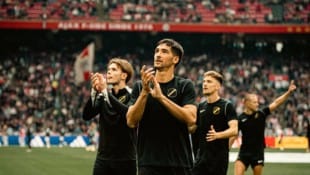 Holland-Legionär Leo Greiml (Mi.) stieg mit Breda in die 2. Liga ab