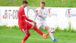Moritz Kapus (re.) brachte Bad Eisenkappel gegen Ruden in Führung.