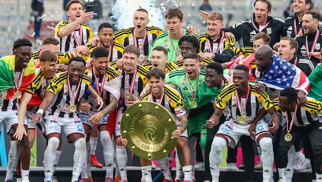 Der LASK darf jubeln – nicht nur über den Meisterteller, sondern auch über den damit ...