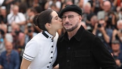 John Travolta mit seiner Tochter Ella Bleu Travolta am Samstag bei einem Fototermin für seinen ...