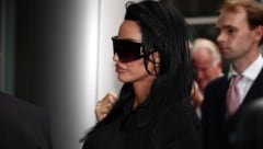Katie Price ist in großer Sorge um ihren Mann, der in Dubai verschwunden ist. 