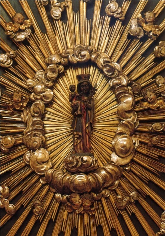 In der Marienkapelle im Klagenfurter Dom ist ebenfalls eine Schwarze Madonna zu sehen.