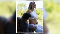 Baby-Überraschung bei Podcast-Queen Alex Cooper: Nach Krisengerüchten verkündet sie ihre ...