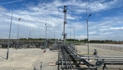 So sieht die Gasförderstelle heute aus: Das Leitungsnetz ist fertig, der große internationale ...