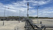 So sieht die Gasförderstelle heute aus: Das Leitungsnetz ist fertig, der große internationale ...