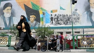 Die Kriegsgefahr im Iran ist trotz der Waffenruhe aufrecht.
