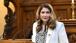 Finanzstadträtin Barbara Novak präsentierte den Rechnungsabschluss 2025.