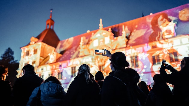 Das „Klanglicht“-Festival in Graz findet heuer im Park von Schloss Eggenberg (Bild) statt, bei ...