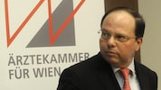 Die Liste von Ex-Chef Szekeres (Bild) will eine vorgezogene Kammerwahl.