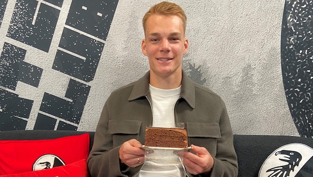 Freiburg-Legionär Philipp Lienhart hat Mittwoch mit Freiburg den Sieg in der Europa League im ...