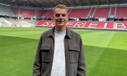 Österreichs Teamverteidiger Philipp Lienhart spielt seit 2017 beim SC Freiburg. Auch er staunt ...