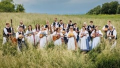 Das gesamte Ensemble zählt aktuell 33 Mitglieder. So viele waren es schon lange nicht mehr.