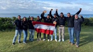 Das gesamte Team strahlte nach WM-Silber in Quiberon (Fra) um die Wette.