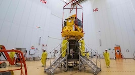 Der Satellit hob Dienstagfrüh an Bord einer Vega-C-Rakete vom europäischen Weltraumbahnhof in ...