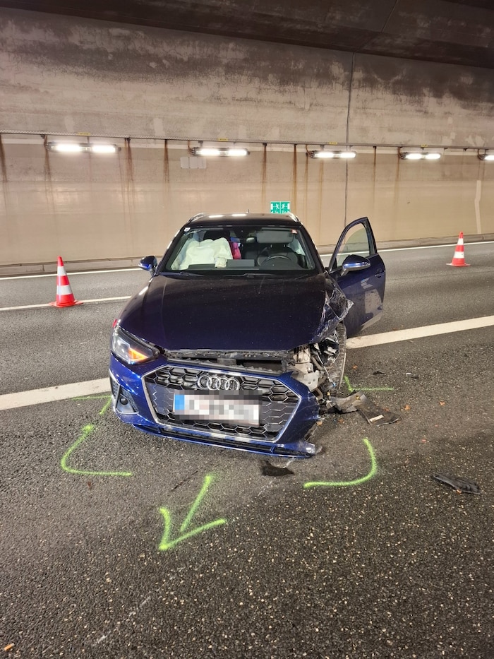 Einer der beiden Unfall-Pkw.