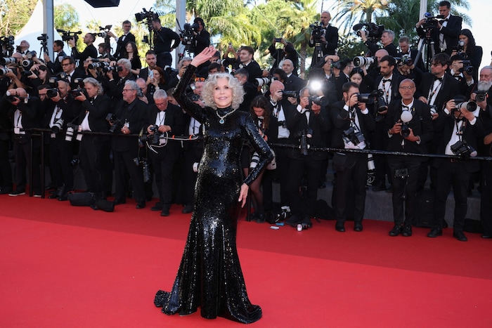 Auch Jane Fonda strahlte bei der Eröffnungszeremonie am roten Teppich.
