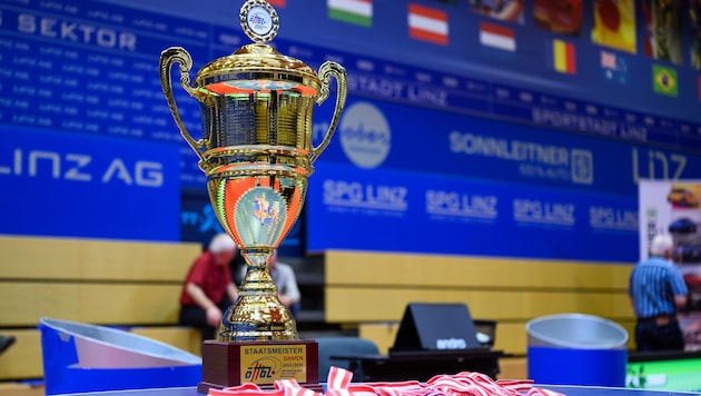 Der Tischtennis-Staatsmeisterpokal der Frauen bleibt in Linz.