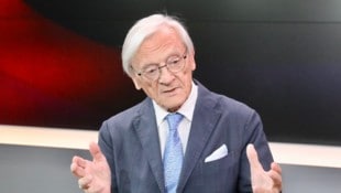 Der ehemalige Bundeskanzler Wolfgang Schüssel ist vom EU-Parlament ausgezeichnet worden.