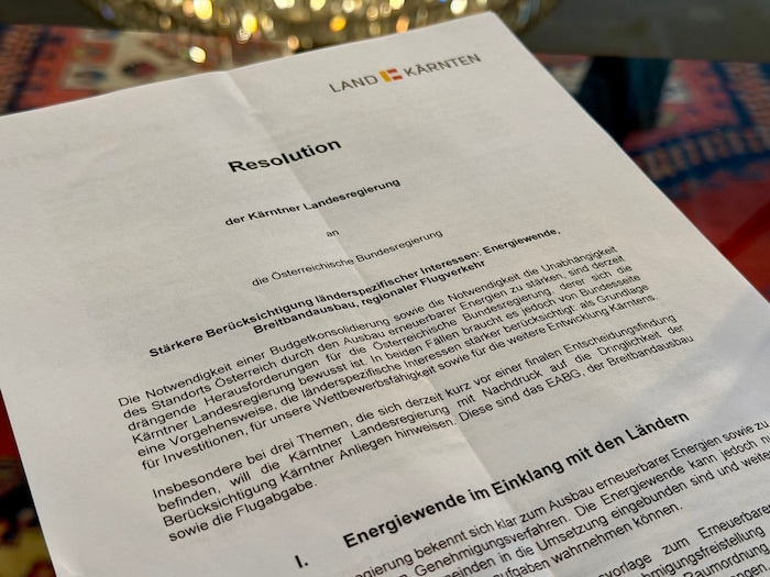 Die Resolution zu PV-Anlagen, Breitband und Flugabgabe wurde am Dienstag verabschiedet.